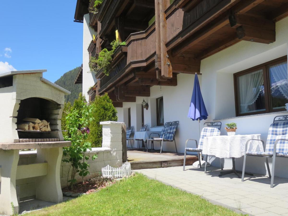 Ban Kneissl'S Appartement Umhausen Buitenkant foto